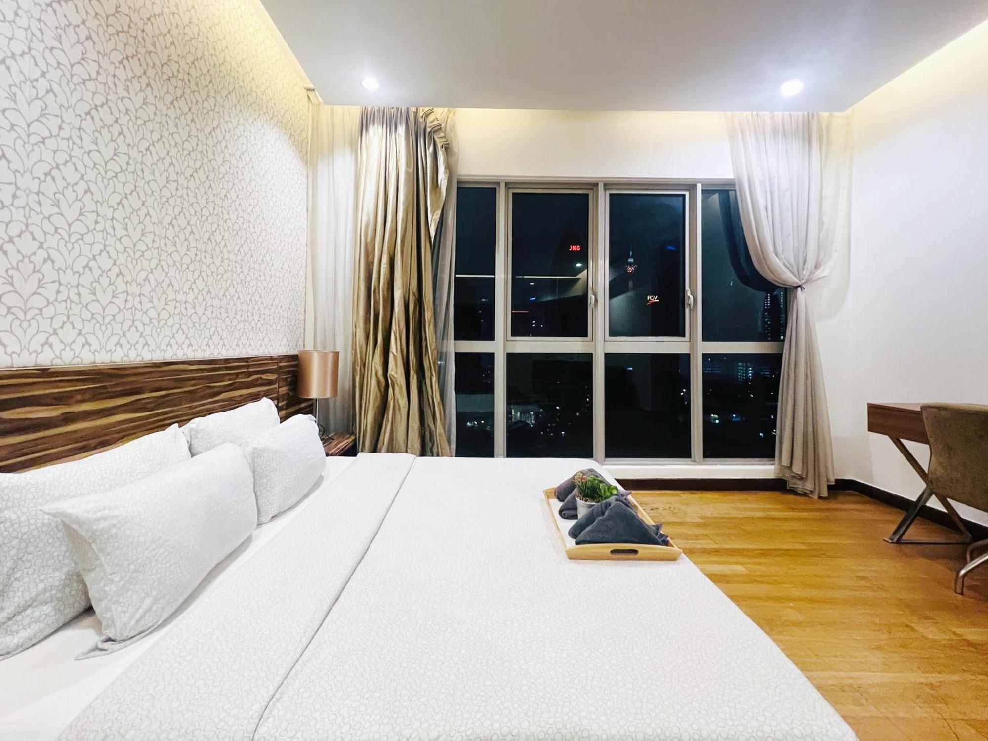 Regalia Residence And Suites By Awesomestay Kuala Lumpur Exterior foto